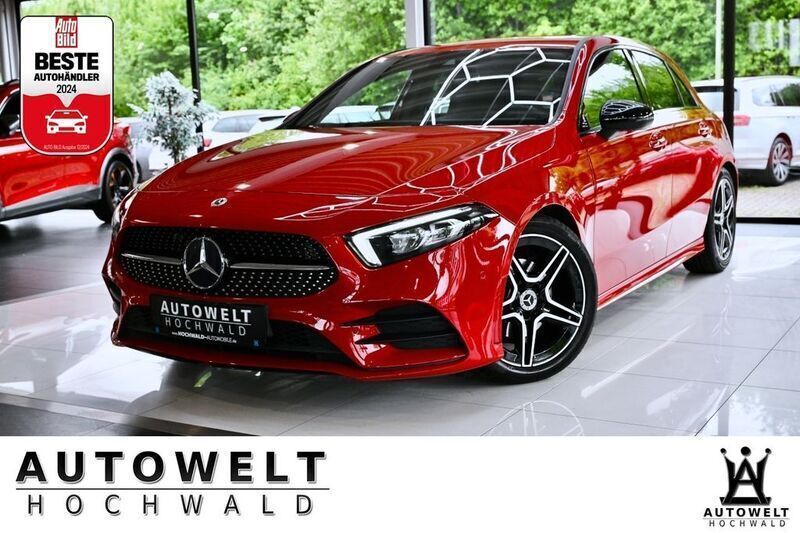 Rot Gebraucht 2018 Mercedes A200 AMG line Limousine | 20.990 € (Fairer Preis) - Bild 1/4