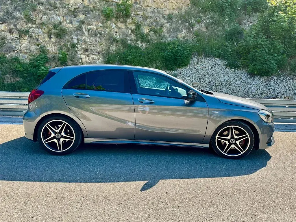 Gebraucht Mercedes A250 AMG 218 PS (160 kW) 2016 Grau Kleinwagen