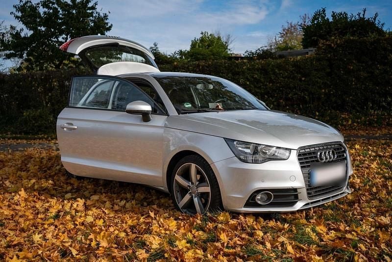 Gebraucht Audi A1 Ambition 86 PS (63 kW) 2010 Silber Kleinwagen