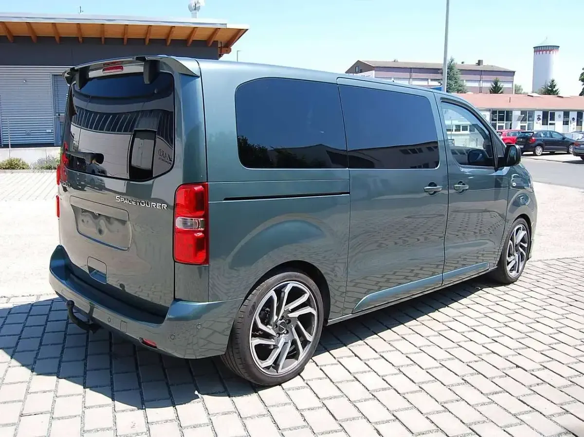 Gebraucht Citroën Spacetourer 177 PS (130 kW) 2024 Farbe beige versailles Van / Kleinbus