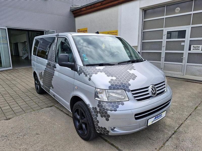 Silber Gebraucht 2009 VW T5 Trendline Van | 11.990 € (Etwas zu teuer) - Bild 1/4