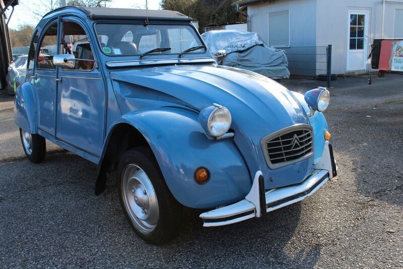 Blau Gebraucht 1985 Citroën 2CV Limousine | 11.500 € - Bild 1/4
