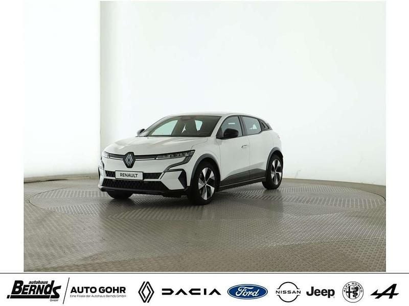 Arktisweiß (369) Gebraucht 2023 Renault Mégane Equilibre Limousine | 19.560 € (Guter Preis) - Bild 1/4