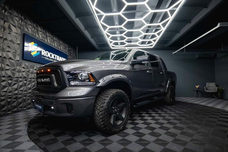 Grau Gebraucht 2018 Dodge Ram Abholung | 37.990 € (Superpreis) - Bild 1/4