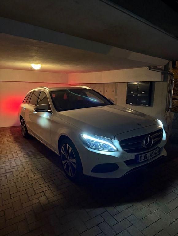 Second-hand Mercedes 250 150 CP (110 kW) 2017 Alb Berlinǎ