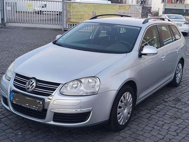 Gebraucht VW Golf V Comfortline 122 PS (89 kW) 2009 Silber Kombi