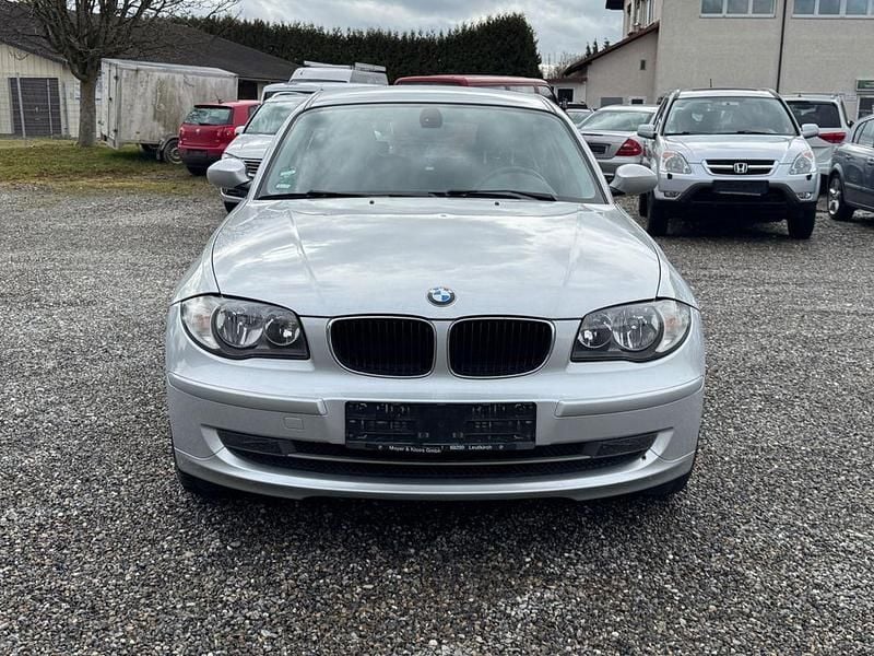 Gebraucht BMW 118 Advantage 143 PS (105 kW) 2007 Silber Kleinwagen