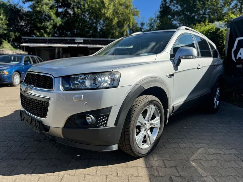 Silber Gebraucht 2012 Chevrolet Captiva LT SUV | 7.490 € (Fairer Preis) - Bild 1/4