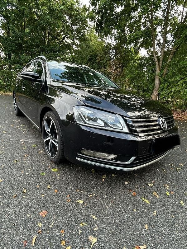 Usata VW Passat 170 CV (125 kW) 2014 Nero Station wagon