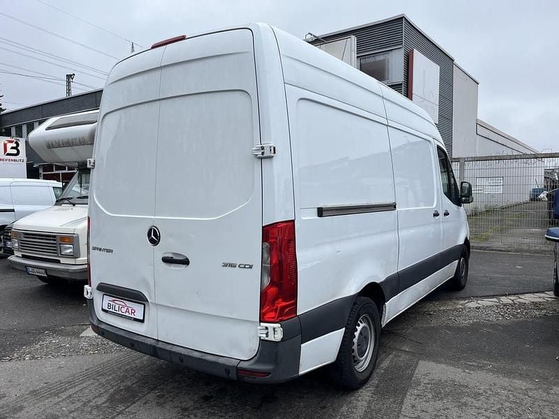 Gebraucht Mercedes Sprinter 163 PS (119 kW) 2018 Weiß Van