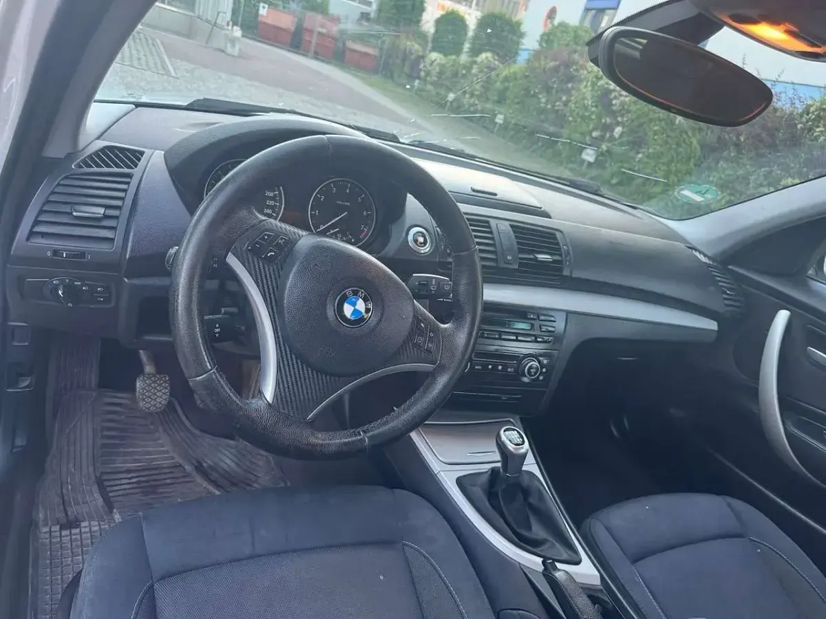 Gebraucht BMW 120 170 PS (125 kW) 2008 Weiß Kleinwagen