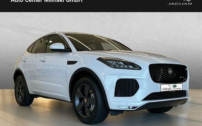 Weiß Gebraucht 2021 Jaguar E-Pace Chequered Flag SUV | 33.900 € (Teuer) - Bild 1/4