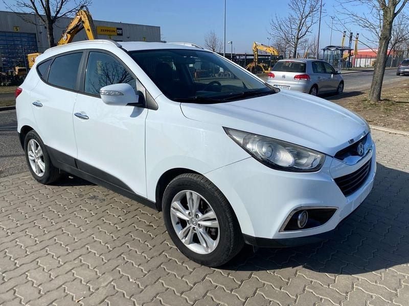 Gebraucht Hyundai Tucson 136 PS (100 kW) 2011 Weiß SUV