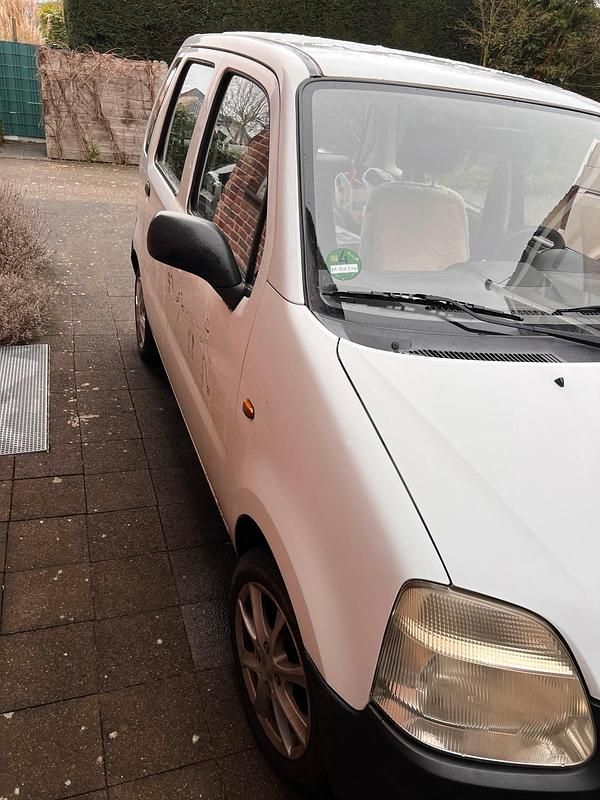 Second-hand Opel Agila 2002 Alb Monovolum