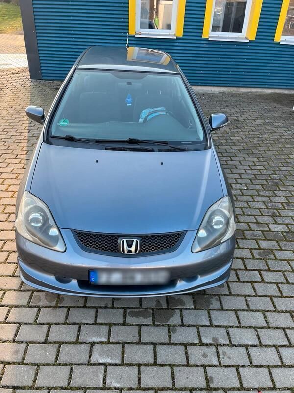 Grau Gebraucht 2004 Honda Civic Sport | 2.450 € (Etwas zu teuer) - Bild 1/4