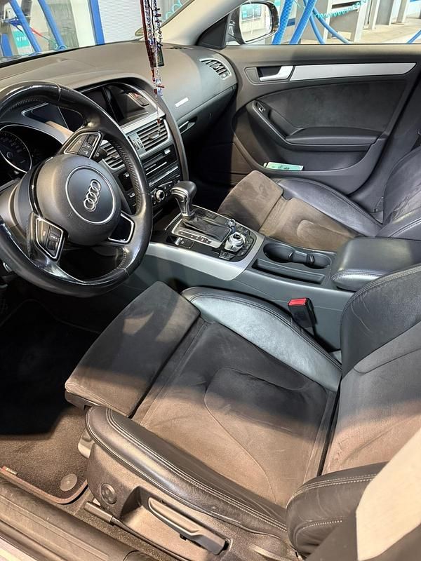 Gebraucht Audi A5 S-Line 177 PS (130 kW) 2014 Andere farben Coupé