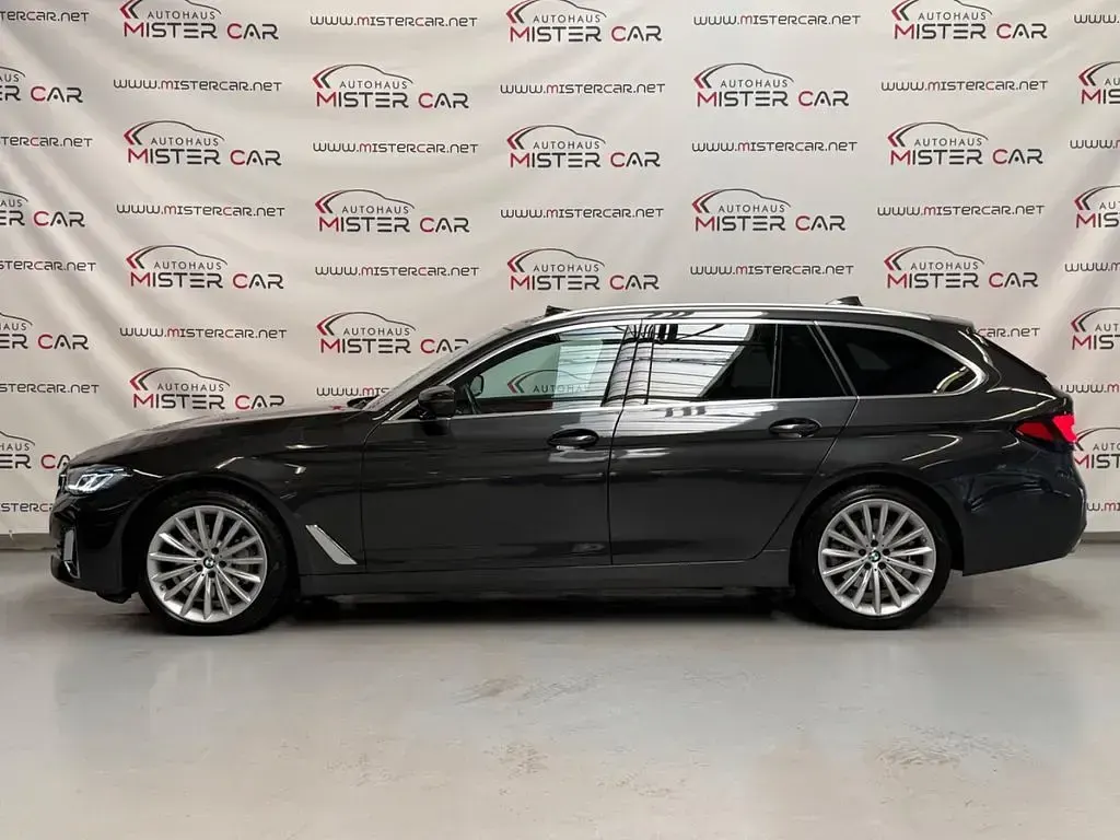 Gebraucht BMW 530 Luxury Line 252 PS (185 kW) 2022 Grau Limousine