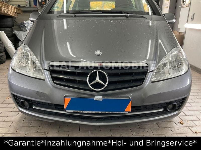 Gebraucht Mercedes A160 95 PS (69 kW) 2011 Grau Limousine
