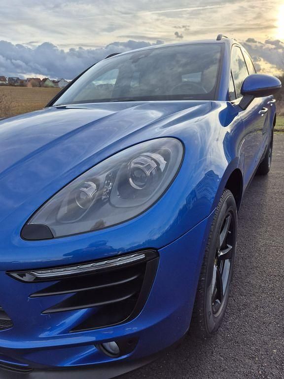 Gebraucht Porsche Macan 252 PS (185 kW) 2018 Blau SUV