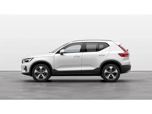 Gebraucht Volvo XC40 Plus 163 PS (119 kW) 2024 Schwarz SUV