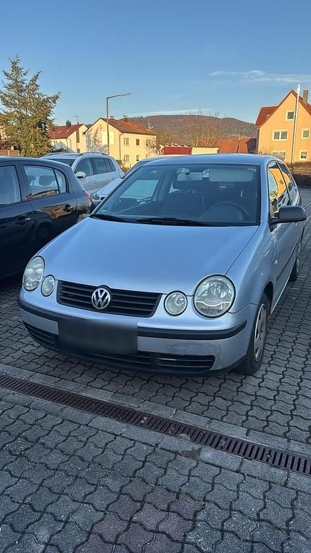 Gebraucht VW Polo 54 PS (39 kW) 2004 Silber Kleinwagen