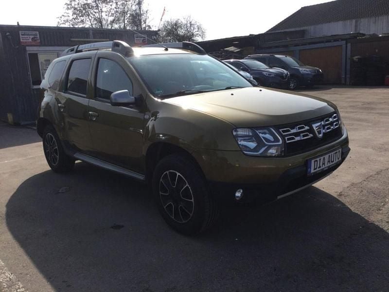 Gebraucht Dacia Duster Prestige 125 PS (91 kW) 2016 Grün SUV