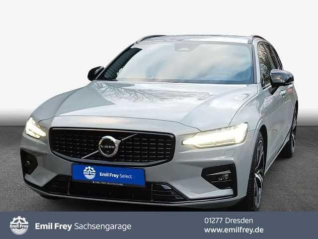 Gebraucht Volvo V60 145 PS (106 kW) 2025 Kombi