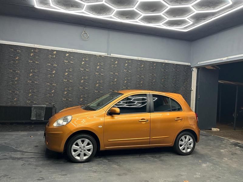 Gebraucht Nissan Micra Acenta 80 PS (58 kW) 2011 Gold Limousine