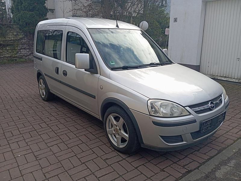 Gebraucht Opel Combo 97 PS (71 kW) 2006 Grau Van / Kleinbus