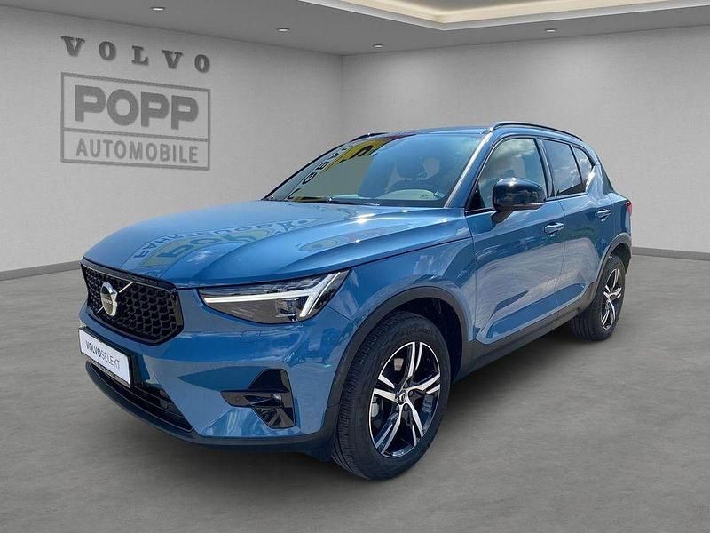 Fjord blue / metallic Gebraucht 2024 Volvo XC40 Plus SUV | 35.950 € (Guter Preis) - Bild 1/4