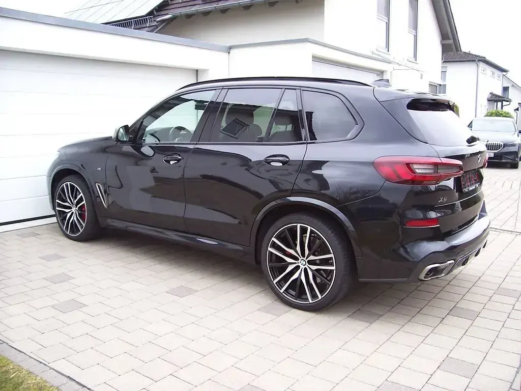 Gebraucht BMW X5 Performance 530 PS (389 kW) 2022 Schwarz SUV