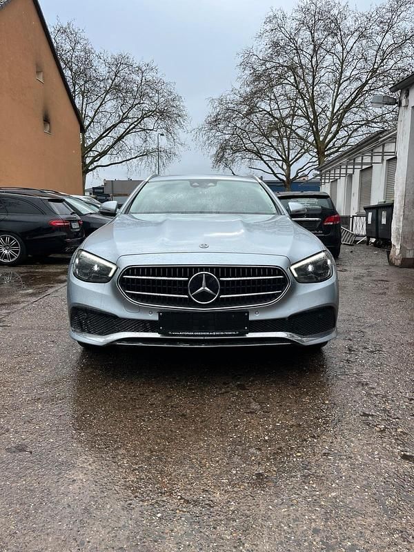Gebraucht Mercedes E300 306 PS (225 kW) 2020 Silber Kombi