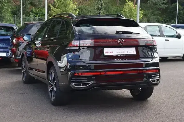 Gebraucht VW Taigo R-line 150 PS (110 kW) 2022 Schwarz SUV