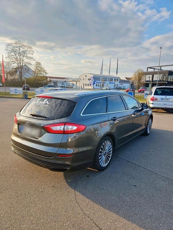 Gebraucht Ford Mondeo 240 PS (176 kW) 2017 Grau Kombi
