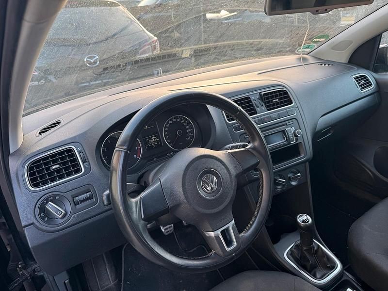 Gebraucht VW Polo Style 90 PS (66 kW) 2012 Schwarz Kleinwagen