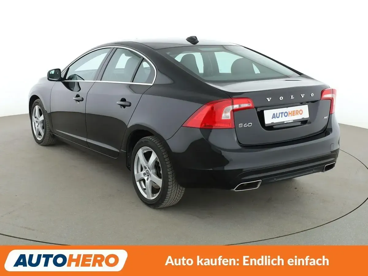 Gebraucht Volvo S60 Summum 190 PS (139 kW) 2017 Schwarz Limousine