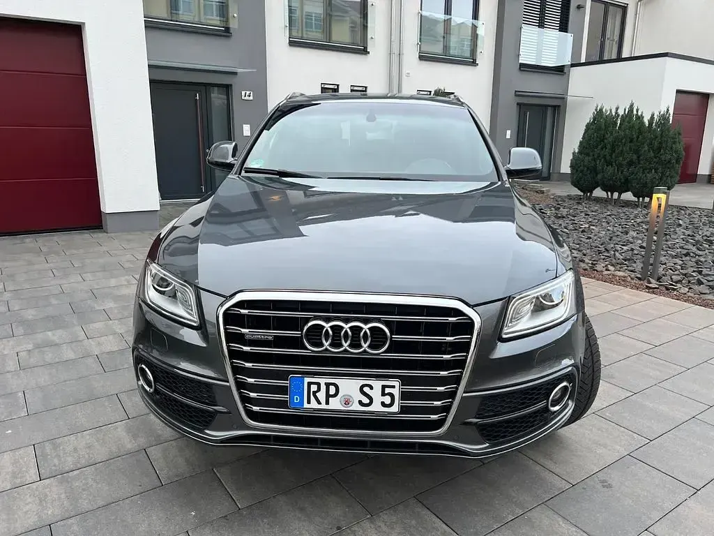 Gebraucht Audi Q5 S-Line 190 PS (139 kW) 2017 Grau SUV