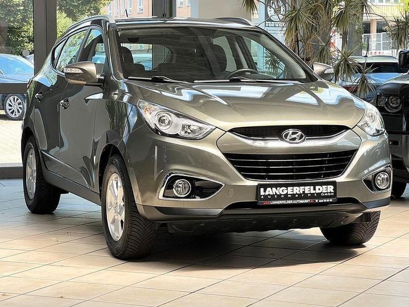 Grün Gebraucht 2010 Hyundai ix35 Style SUV | 10.800 € (Fairer Preis) - Bild 1/4