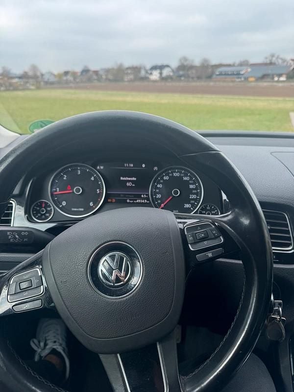 Gebraucht VW Touareg 262 PS (192 kW) 2015 Braun SUV