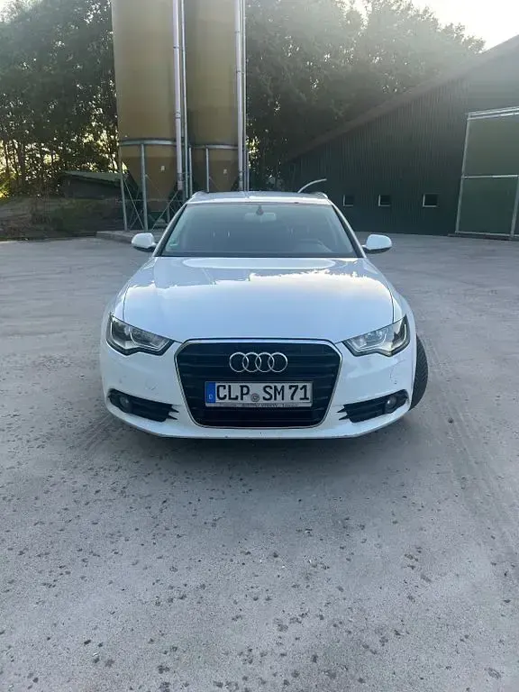 Gebraucht Audi A6 204 PS (150 kW) 2011 Weiß Kombi