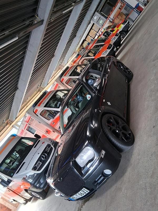 Schwarz Gebraucht 2006 Chrysler 300C Kombi | 4.850 € (Fairer Preis) - Bild 1/4