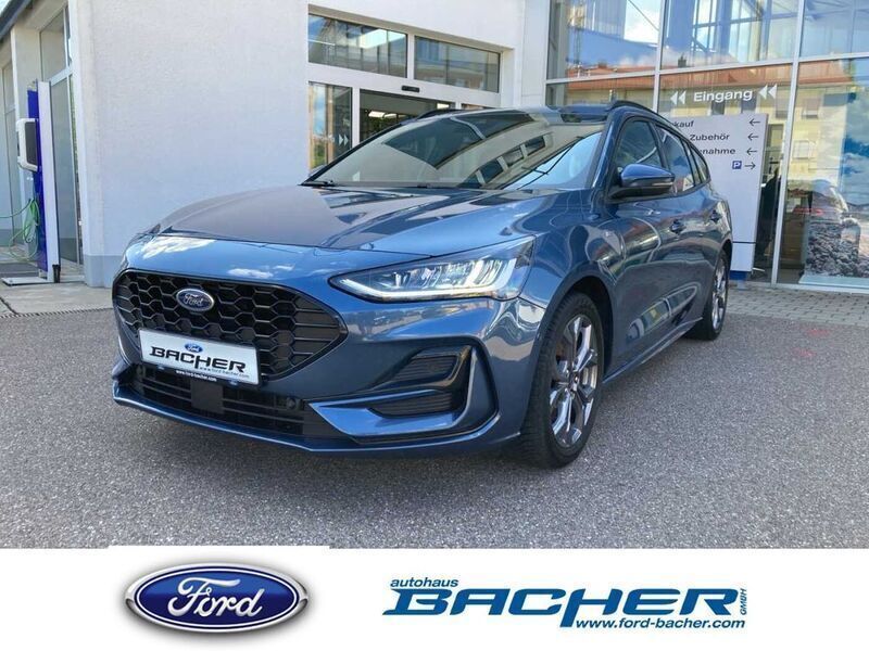 Blau Gebraucht 2022 Ford Focus ST-Line Limousine | 19.980 € - Bild 1/3