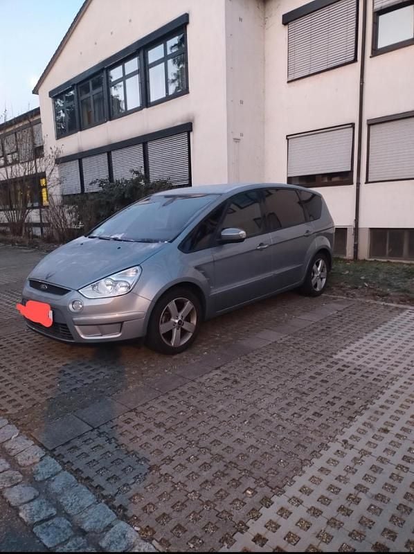Grau Gebraucht 2008 Ford S-MAX S Van / Kleinbus | 8.500 € - Bild 1/1