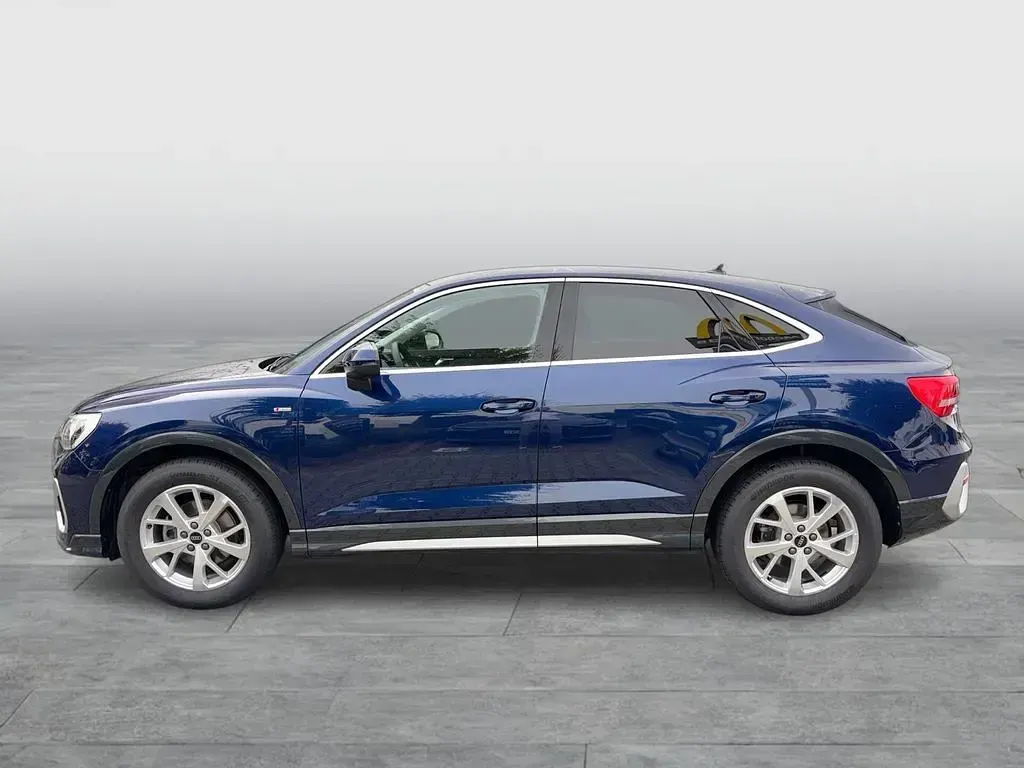 Gebraucht Audi Q3 Sportback S-Line 150 PS (110 kW) 2025 Navarrablau metallic SUV