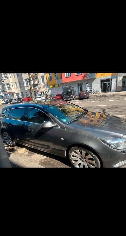 Gebraucht Opel Insignia 160 PS (117 kW) 2011 Grau Kombi