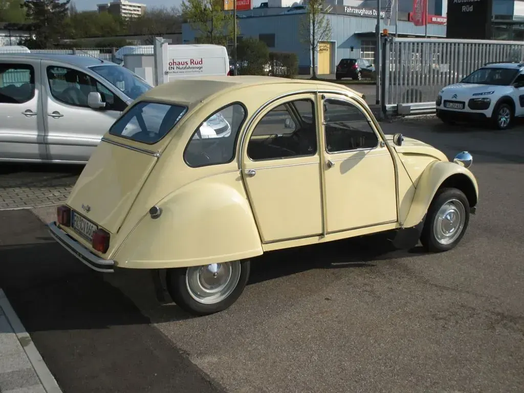 Gebraucht Citroën 2CV 29 PS (21 kW) 1986 Gelb Limousine