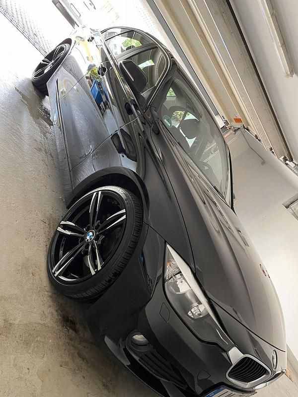 Gebraucht BMW 320 Efficient Dynamics 163 PS (119 kW) 2014 Schwarz Limousine