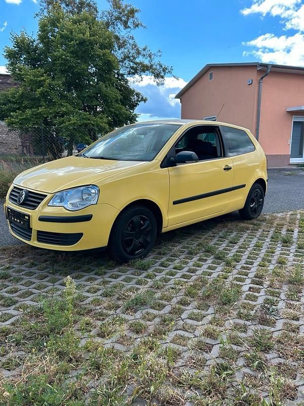 Gelb Gebraucht 2005 VW Polo Kleinwagen | 1.499 € (Fairer Preis) - Bild 1/4
