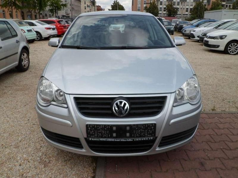 Reflexsilber Gebraucht 2005 VW Polo Comfortline Kleinwagen | 2.999 € (Guter Preis) - Bild 1/4
