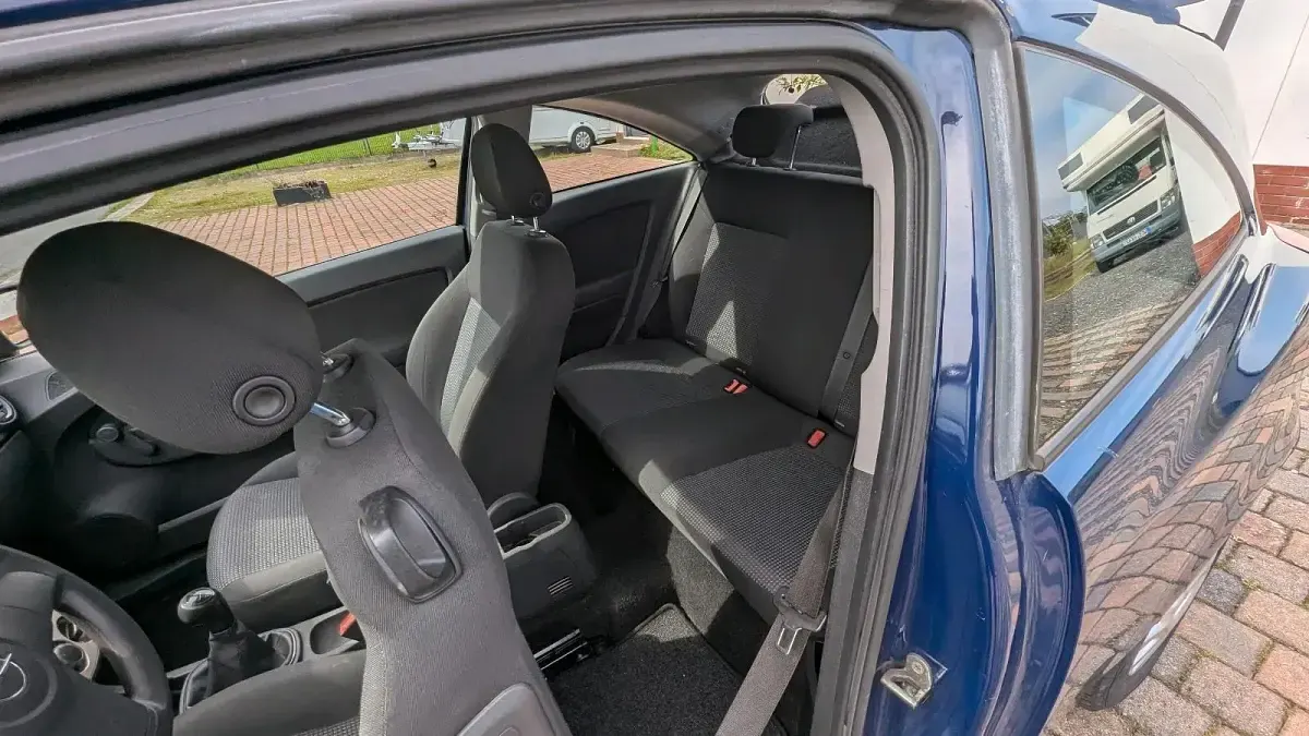 Gebraucht Opel Corsa 60 PS (44 kW) 2009 Blau Kleinwagen